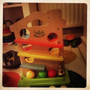 maison-des-boules-vilac-avis-jouet-bebe-un-an-anniversair