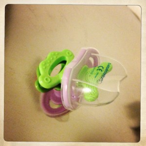 sucette-dentition-bebe-bebe-confort-super-parfait-tetin