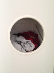 meuble à linge sale ikea pratique hublot