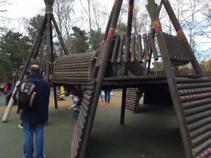 attraction pour les enfants de 2 ans à Disneyland frontierland