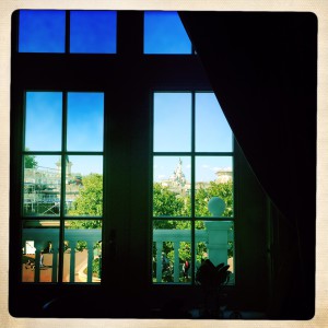 brunch inventions paris theme personnages Disneyland