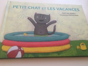 Petit chat et les vacances