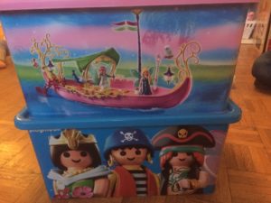 chevalier-et-princesses-boites-de-rangement-playmobil