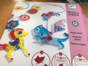 Plastique magique idées de cadeaux maitresse